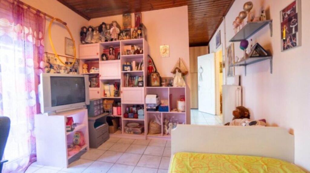 Spacious 4 Bedroom Detached House Near Corfu Town in Alepou (15)
