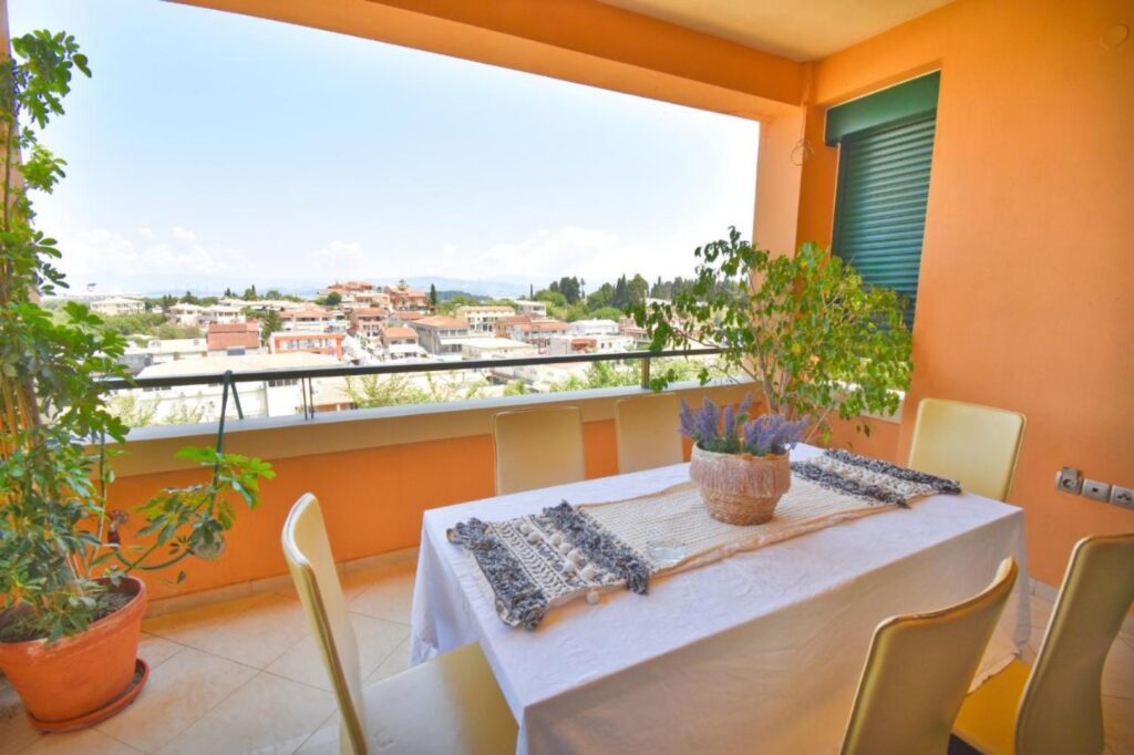 Spacious 5 Bedroom Country Estate with Sea Views near Corfu Town (20)