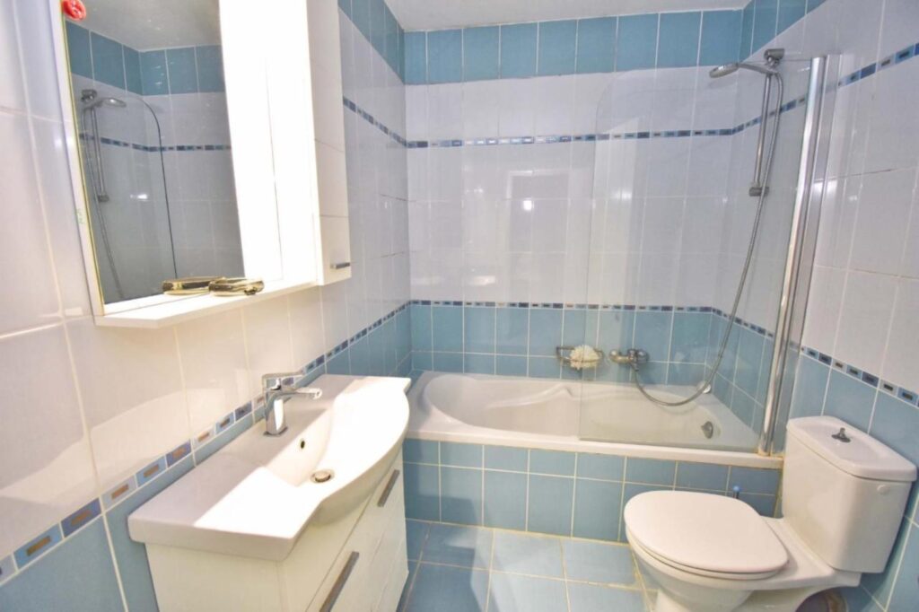 Spacious 5 Bedroom Country Estate with Sea Views near Corfu Town (7)