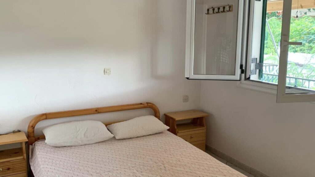 Spacious 5 Bedroom Village House on 4,000 m² Plot with Natural Spring in Klimatia, North Corfu (3)
