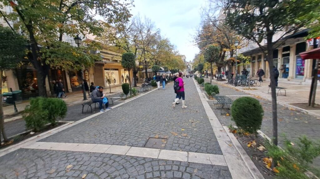 Spacious Top Floor Renovation Property with Sea & City Views in Corfu Town (2)