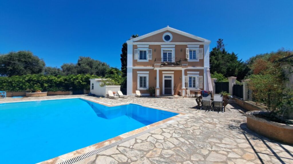 The Strawberry Pink Villa – Historic 4 Bedroom Residence with Panoramic Sea Views in Perama, Corfu (3)