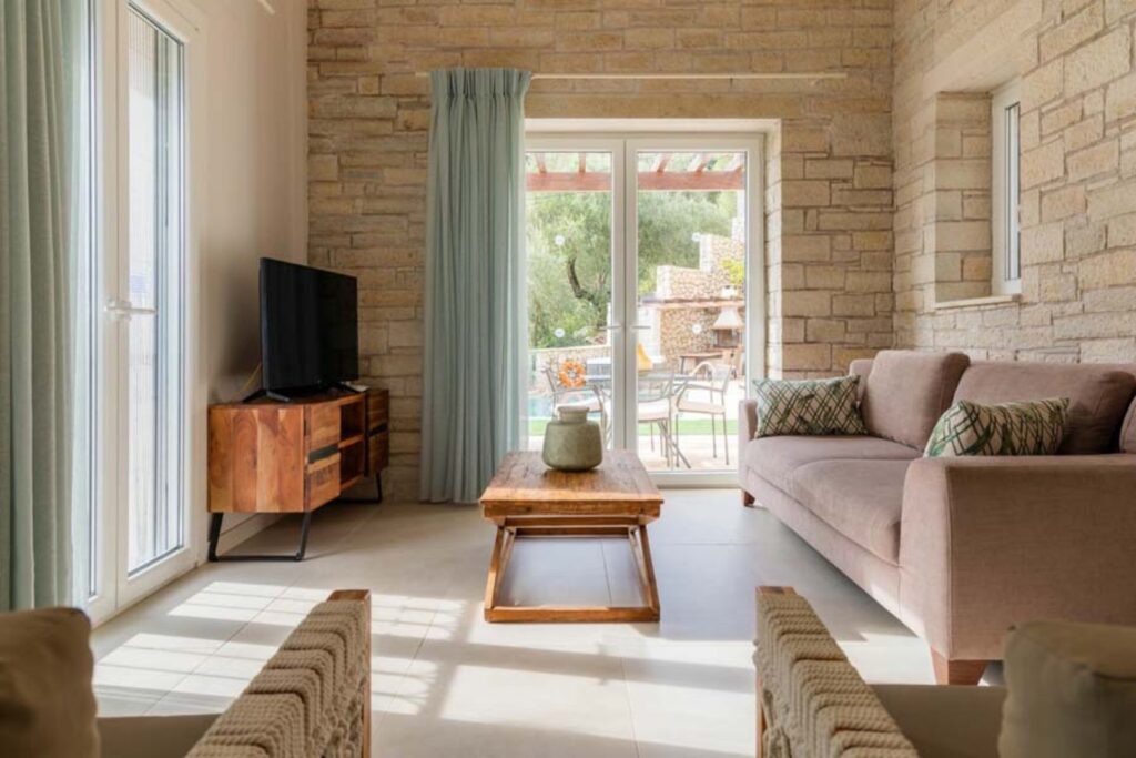 2 Bedroom Villa with Heated Pool and Sea Views in Agni, North East Corfu €800,000 (13)
