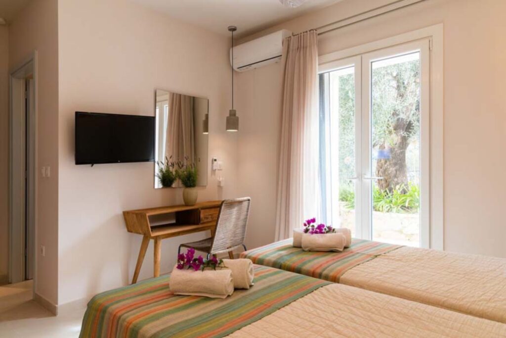 2 Bedroom Villa with Heated Pool and Sea Views in Agni, North East Corfu €800,000 (20)