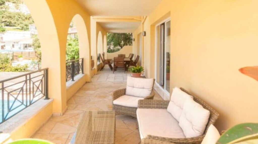 4 Bedroom Villa with Private Pool and Sea Views in Nissaki, North East Corfu €975,000 (1)