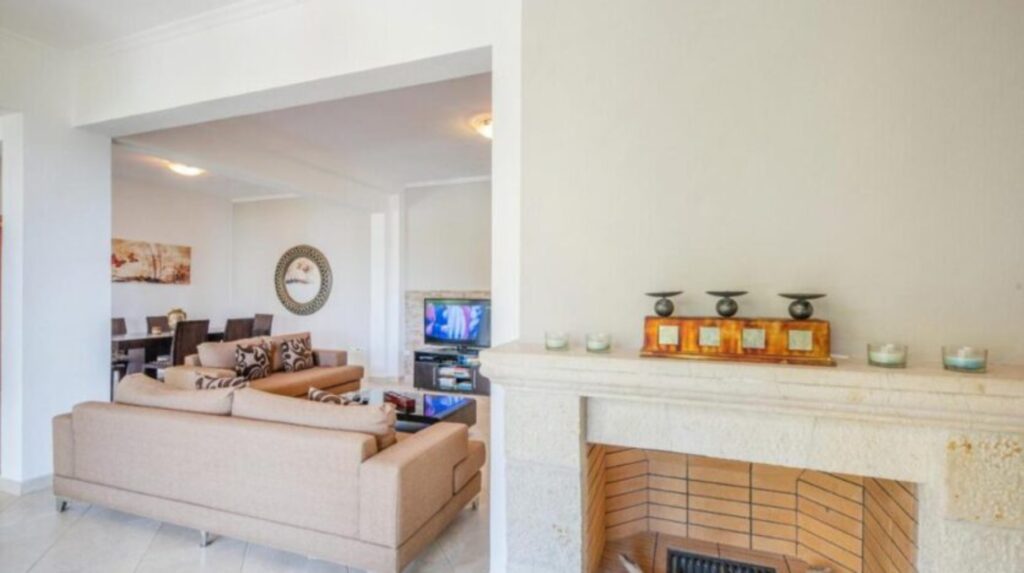 4 Bedroom Villa with Private Pool and Sea Views in Nissaki, North East Corfu €975,000 (23)