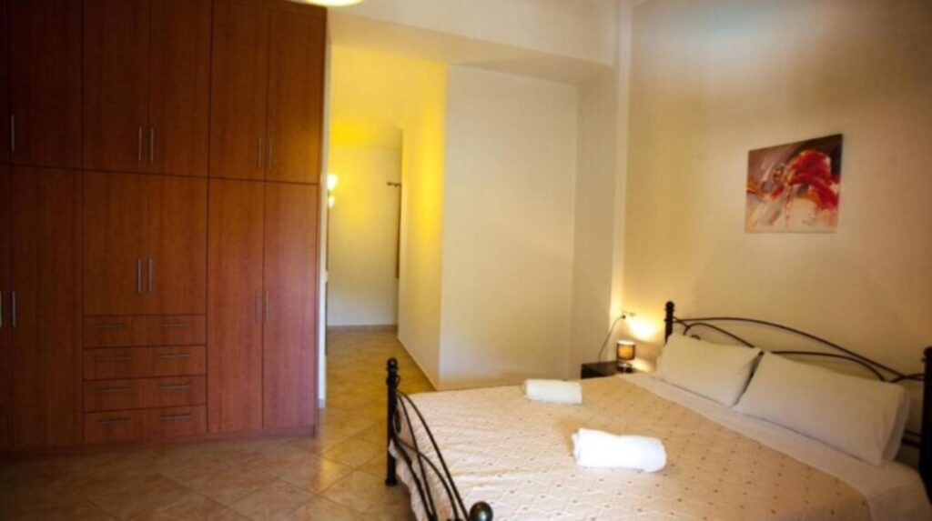 4 Bedroom Villa with Private Pool and Sea Views in Nissaki, North East Corfu €975,000 (5)