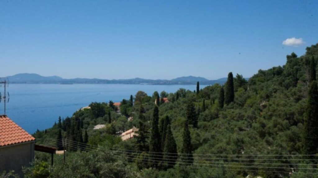 4 Bedroom Villa with Private Pool and Sea Views in Nissaki, North East Corfu €975,000 (6)
