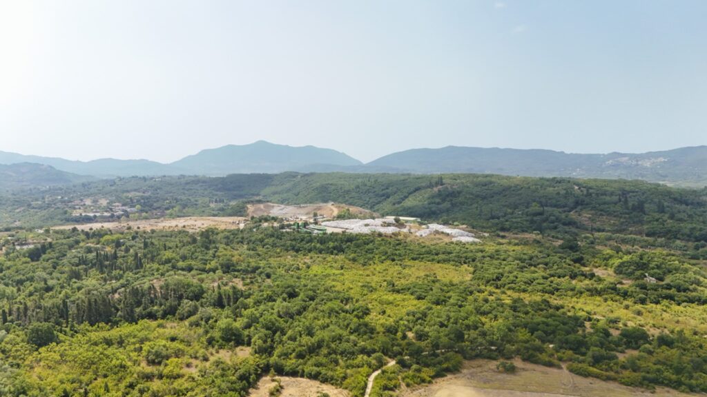4 Bedroom Villa with Private Pool in Poulades, Central Corfu €590,000 (13)