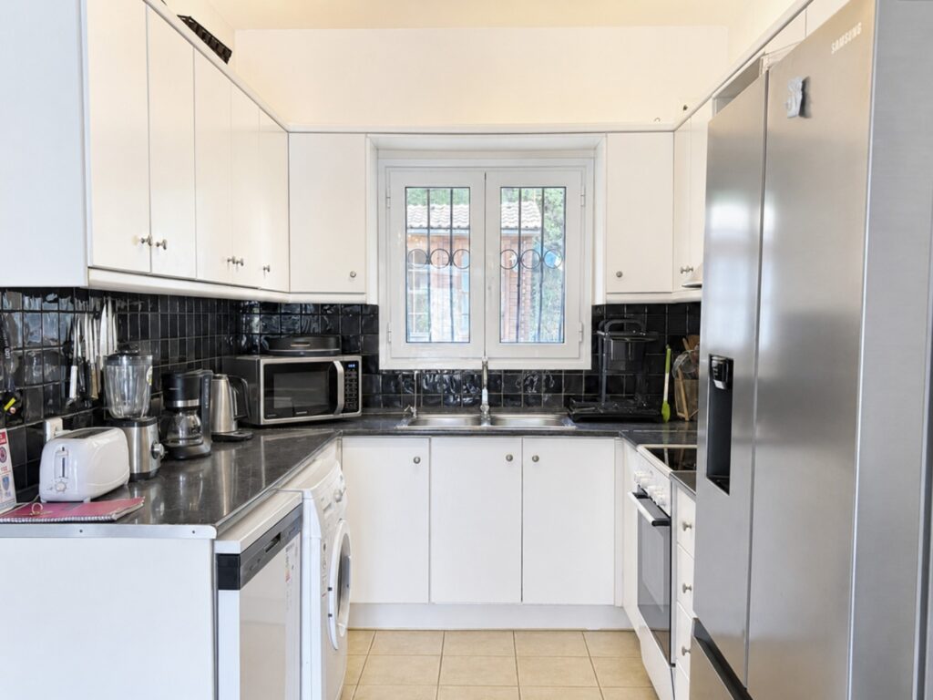 4 Bedroom Villa with Private Pool in Poulades, Central Corfu €590,000 (16)