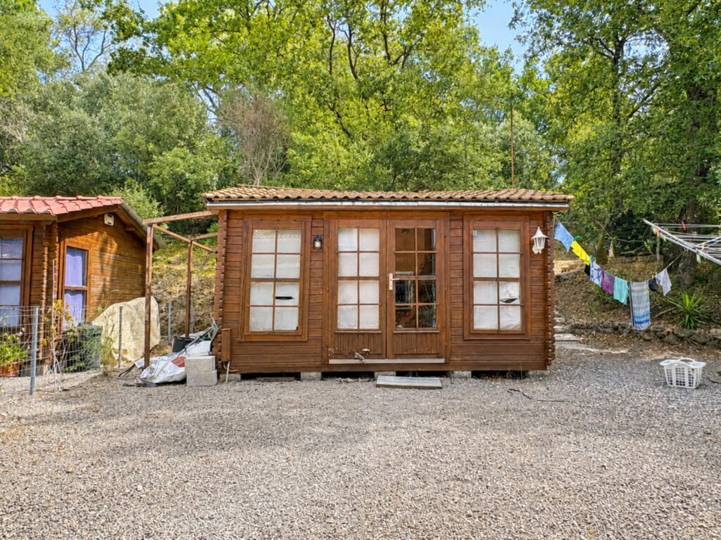 4 Bedroom Villa with Private Pool in Poulades, Central Corfu €590,000 (6)