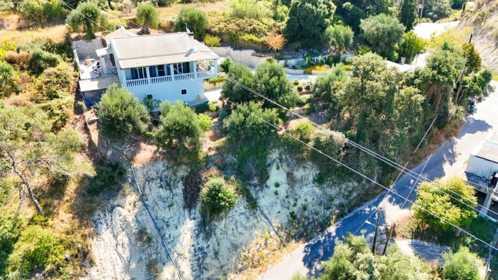Beautifully Finished 2 Bedroom Home with Sea Views and Development Potential in Karousades, North Corfu €399,000 (15)