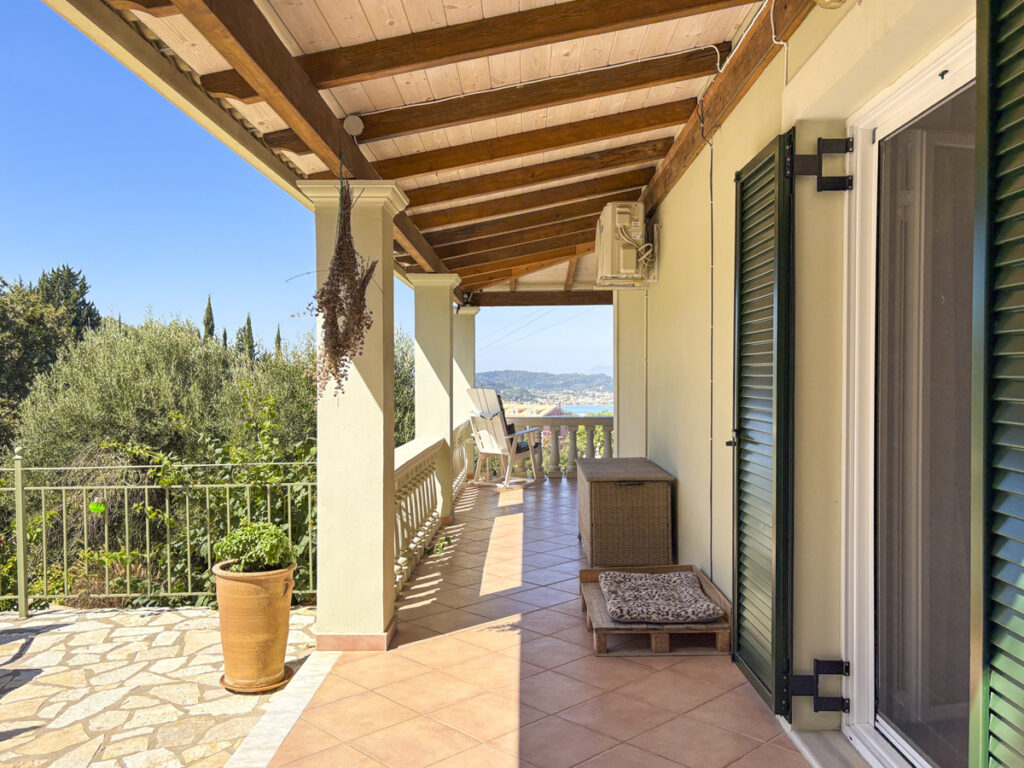 Beautifully Finished 2 Bedroom Home with Sea Views and Development Potential in Karousades, North Corfu €399,000 (6)