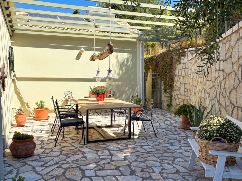 Beautifully Finished 2 Bedroom Home with Sea Views and Development Potential in Karousades, North Corfu €399,000 (9)