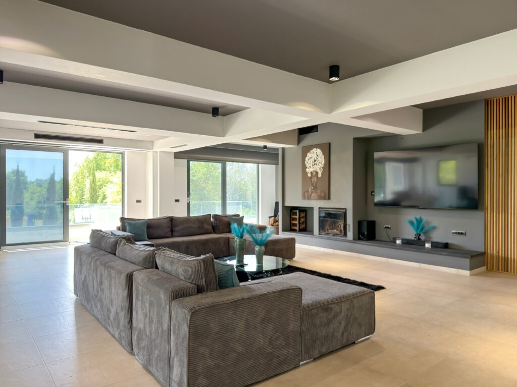 Exceptional 7 Bedroom Luxury Villa with Private Spa, Indoor & Outdoor Pools in Danilia, Central Corfu €3,500,000 (21)