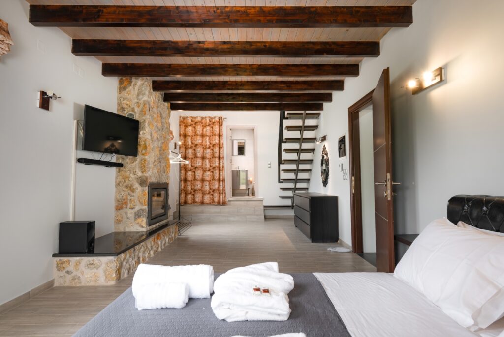 Exceptional 7 Bedroom Luxury Villa with Private Spa, Indoor & Outdoor Pools in Danilia, Central Corfu €3,500,000 (6)