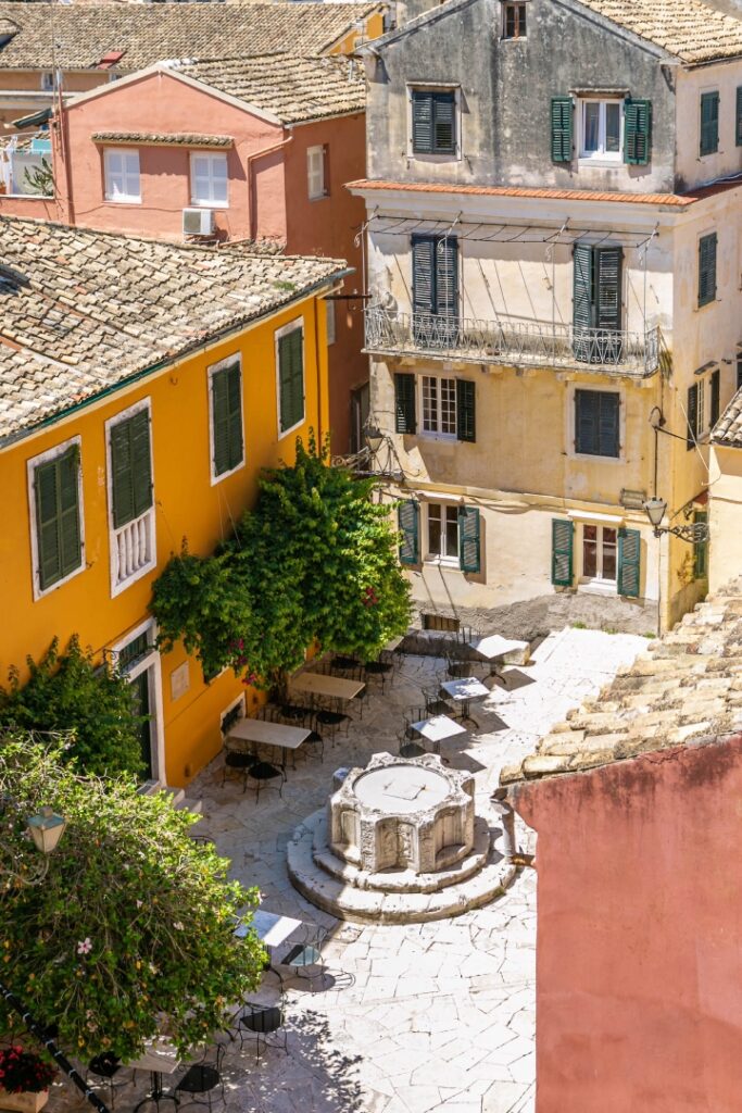 Fully Renovated 3 Bedroom Apartment with Old Town Views in Kampielo, Corfu €565,000 (31)