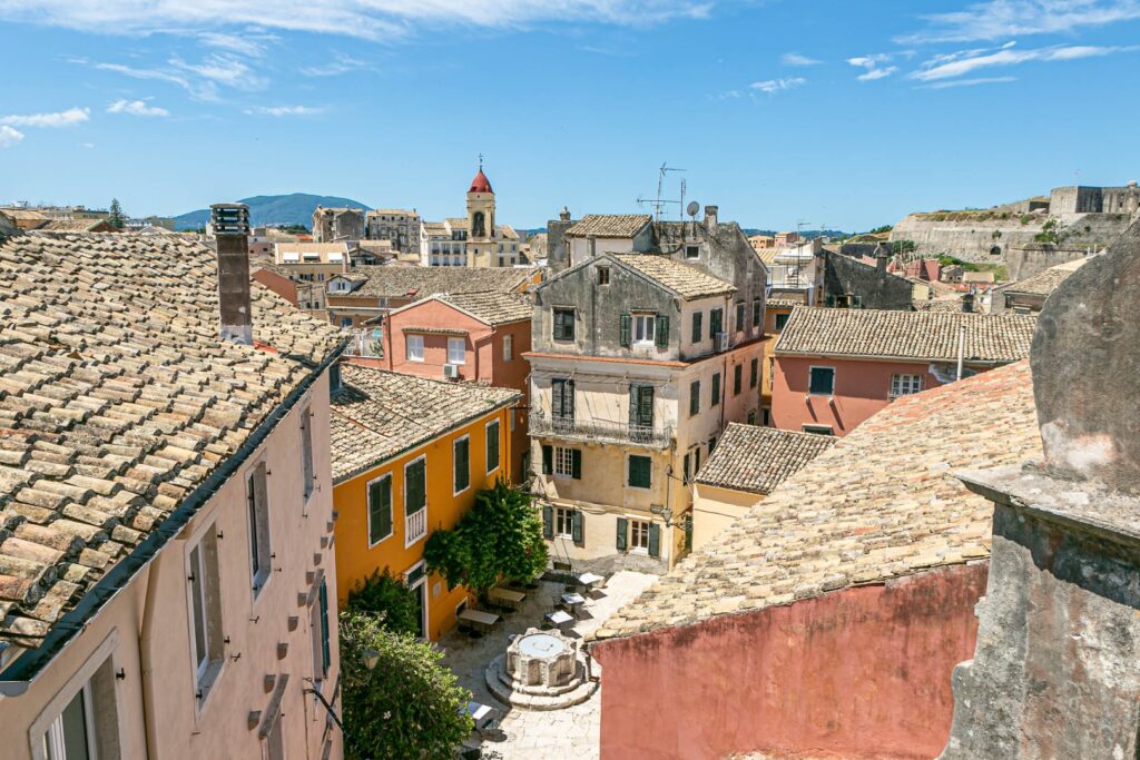 Fully Renovated 3 Bedroom Apartment with Old Town Views in Kampielo, Corfu €565,000 (32)