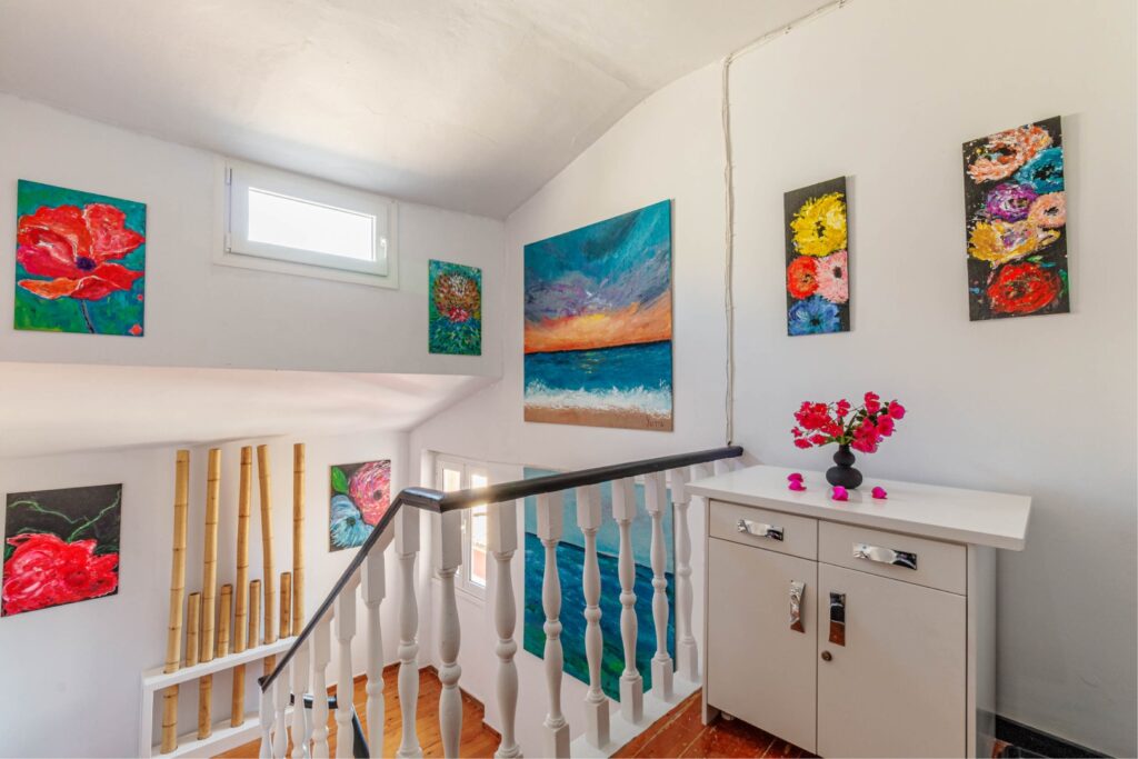 Fully Renovated 3 Bedroom Apartment with Old Town Views in Kampielo, Corfu €565,000 (34)