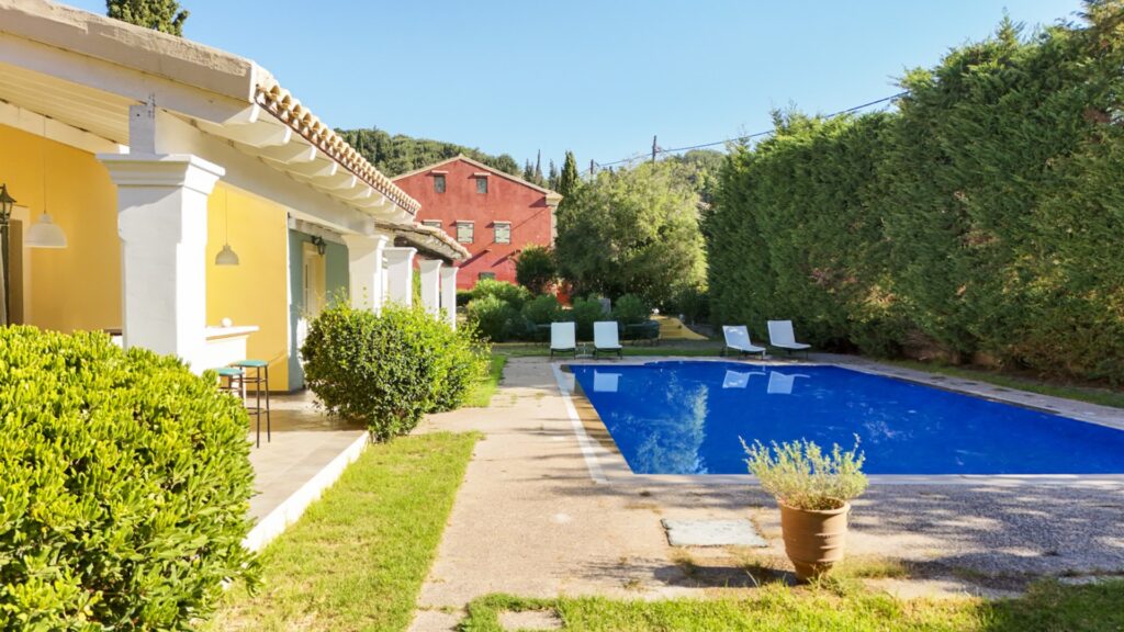 Historic Boutique Hotel with Pool and Development Potential in Peroulades, Corfu €950,000 (31)