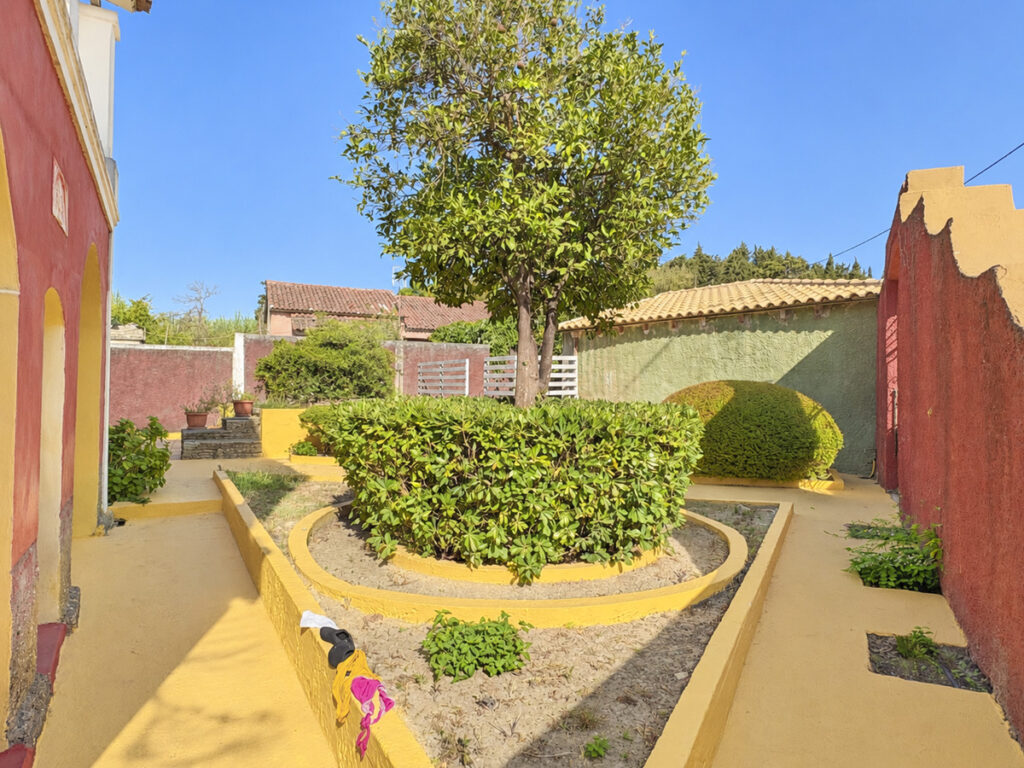 Historic Boutique Hotel with Pool and Development Potential in Peroulades, Corfu €950,000 (34)