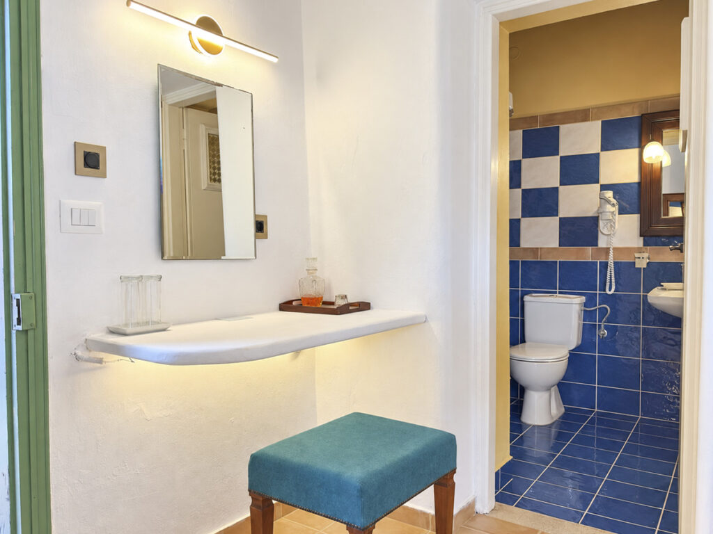 Historic Boutique Hotel with Pool and Development Potential in Peroulades, Corfu €950,000 (4)