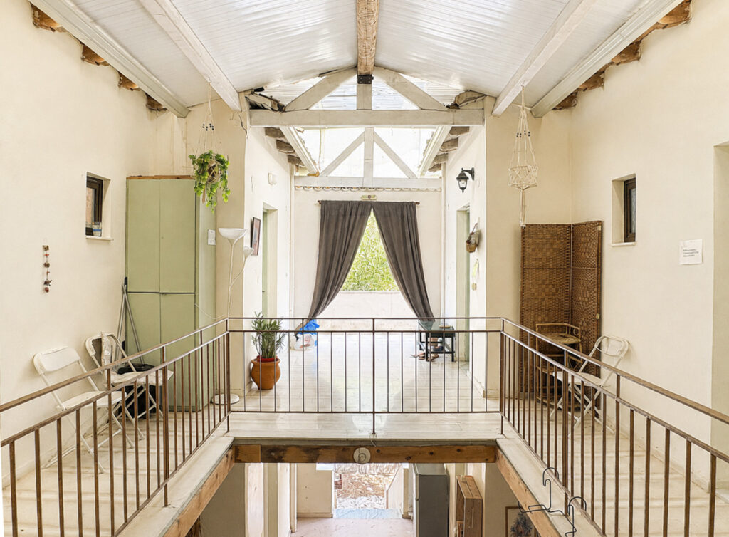 Investment Building with 12 Rooms and Renovated Apartment in Ipsos, Corfu €635,000 (17)