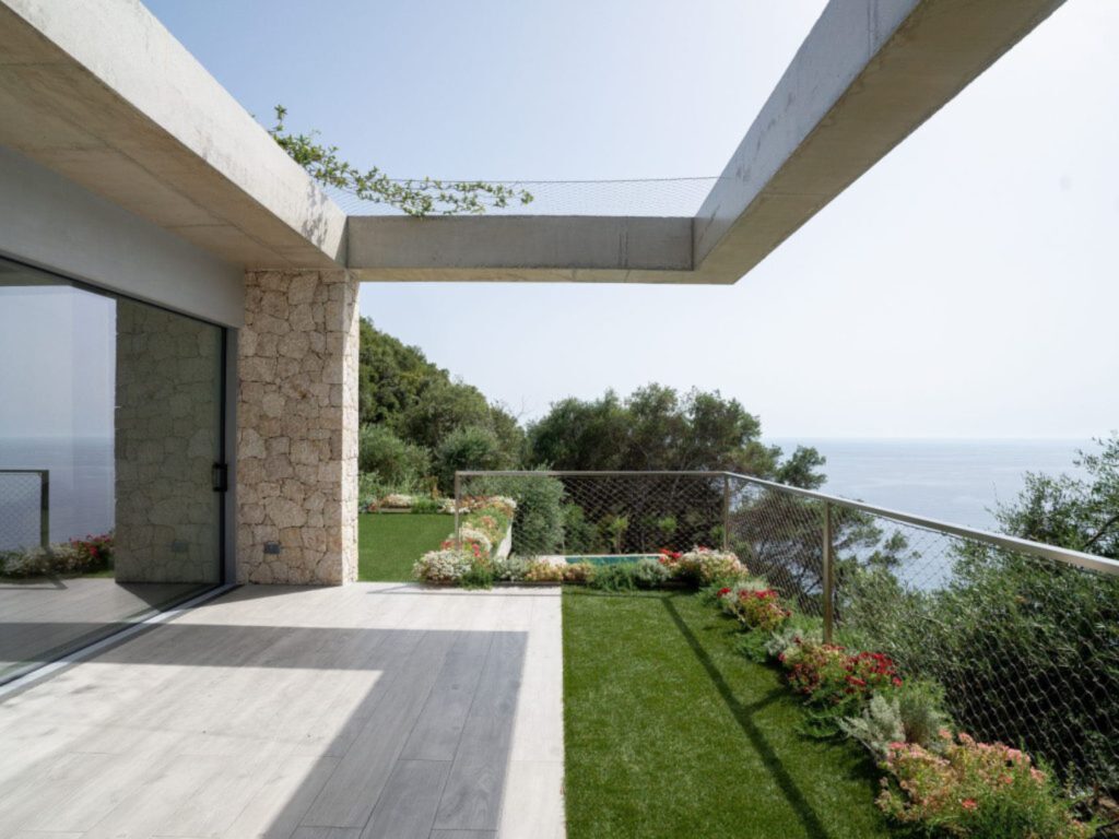 Modern 4 Bedroom Villa with 17m Infinity Pool and Sunset Sea Views, West Corfu €3,800,000 (17)