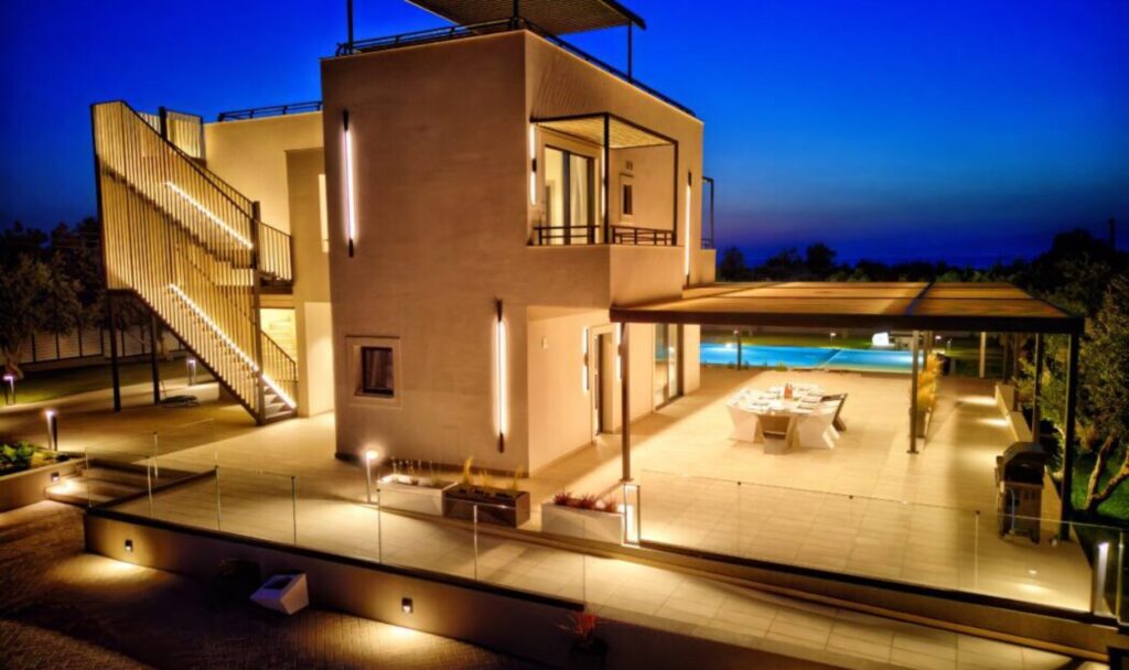 Newly Renovated 4 Bedroom Luxury Villa with 140m² Pool Near the Sea in Acharavi, North Corfu €4,400,000 (4)