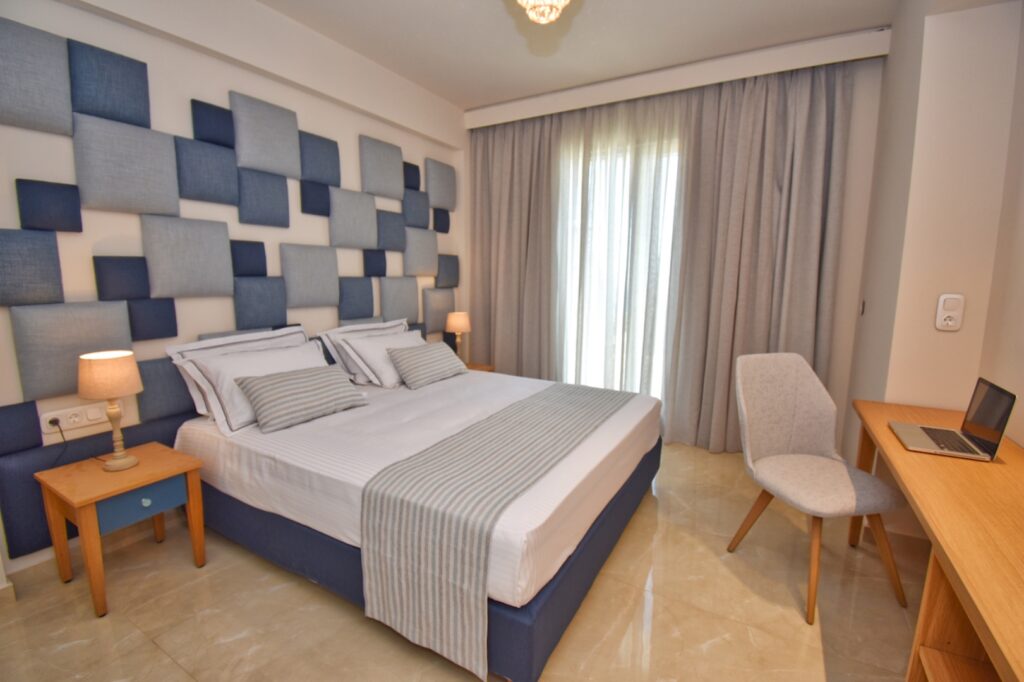 Summer Wine Exclusive Villa with Panoramic Sea Views in Spartylas, Corfu €4,200,000 (2)