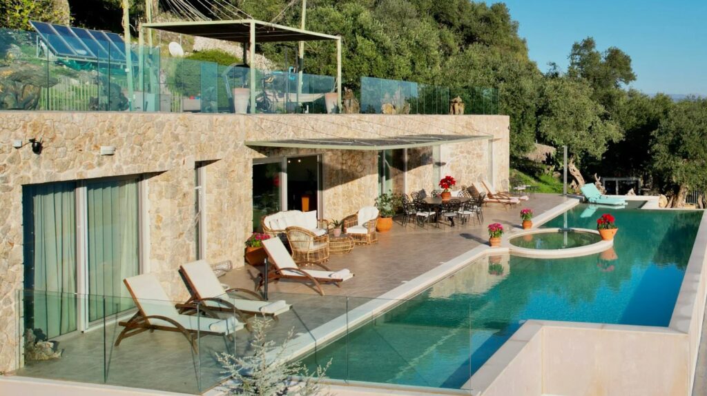 Summer Wine Exclusive Villa with Panoramic Sea Views in Spartylas, Corfu €4,200,000 (3)