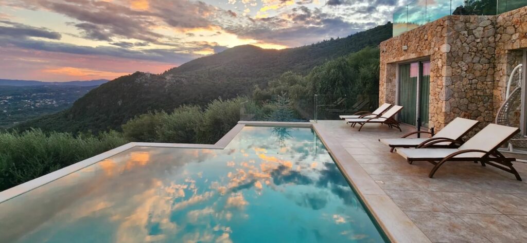 Summer Wine Exclusive Villa with Panoramic Sea Views in Spartylas, Corfu €4,200,000 (8)