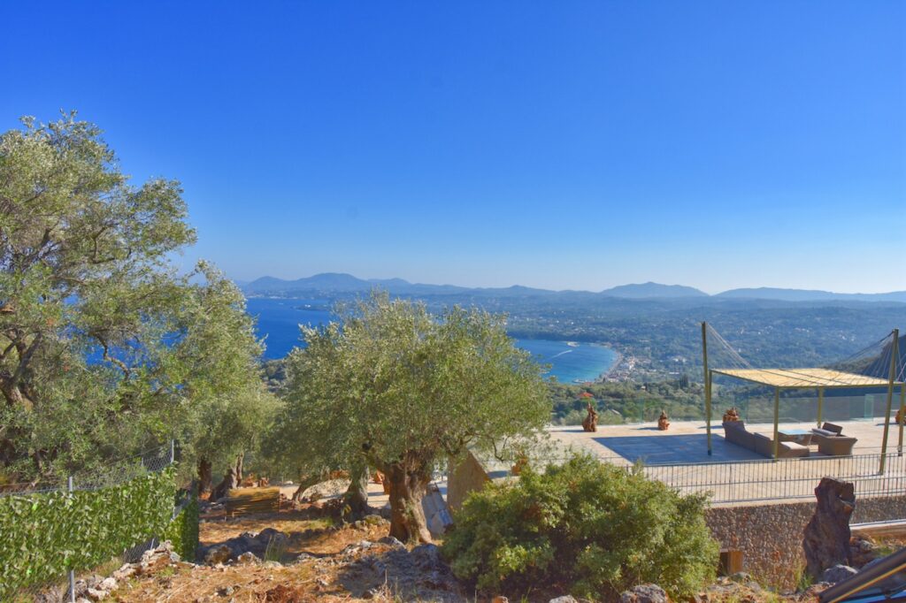 Summer Wine Exclusive Villa with Panoramic Sea Views in Spartylas, Corfu €4,200,000 (9)