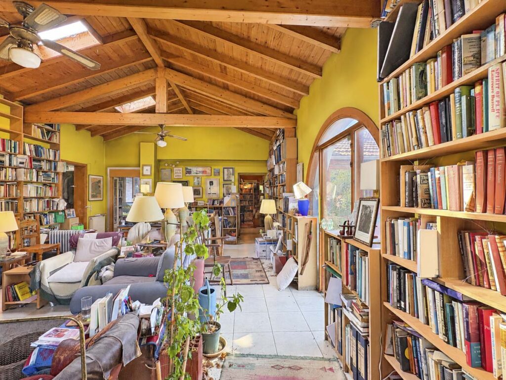 Villa Ipothesi, Characterful 2 Bedroom Home with Library Studio and Large Garden in Perithia, North East Corfu €395,000 (12)