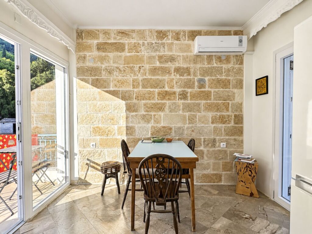 24 prinilas house 85e4cf37 d675 4775 8391 2d11b1539135