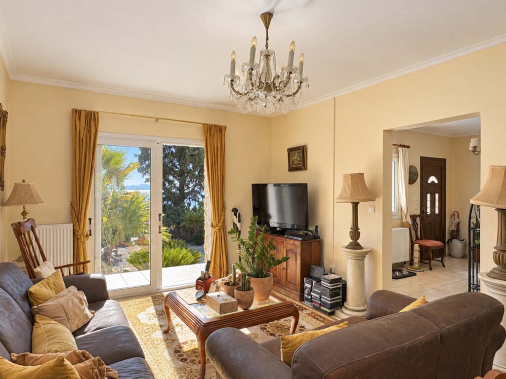 Detached Two Bedroom Bungalow with Panoramic Sea Views, Perama €350,000 (21)