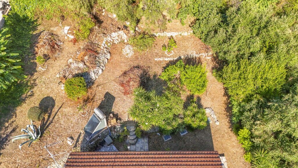 Detached Two Bedroom Bungalow with Panoramic Sea Views, Perama €350,000 (21)