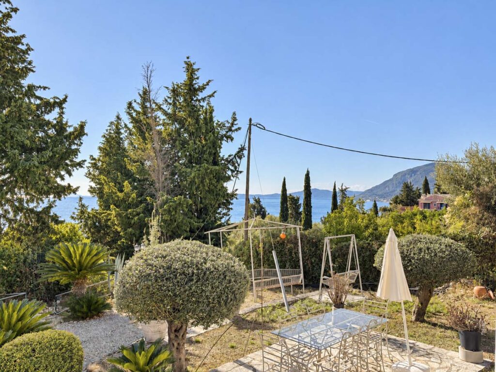 Detached Two Bedroom Bungalow with Panoramic Sea Views, Perama €350,000 (22)
