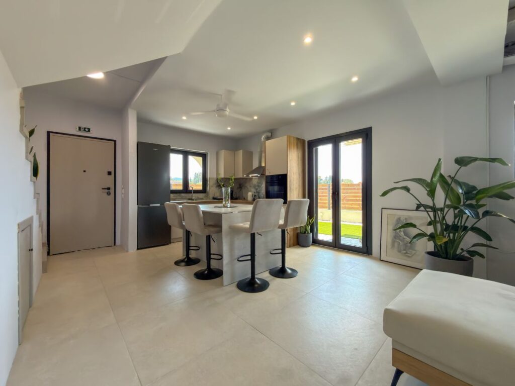 Fully Renovated 3 Bedroom Residence with Solar Power, Private Parking & Spacious Terraces, Corfu – €645,000 (11)