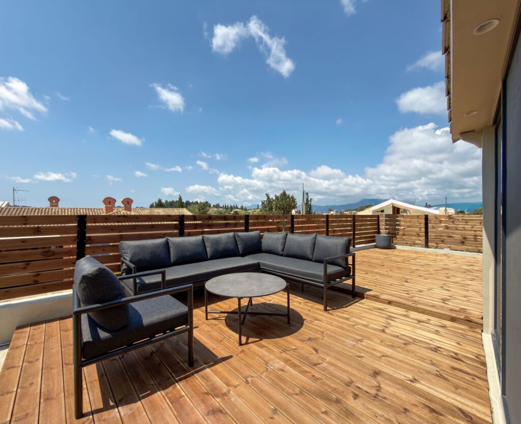 Fully Renovated 3 Bedroom Residence with Solar Power, Private Parking & Spacious Terraces, Corfu – €645,000 (33)