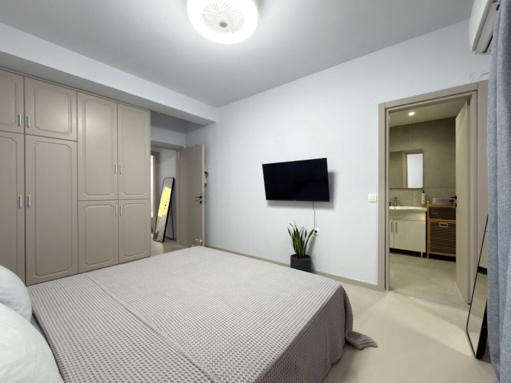 Fully Renovated 3 Bedroom Residence with Solar Power, Private Parking & Spacious Terraces, Corfu – €645,000 (50)