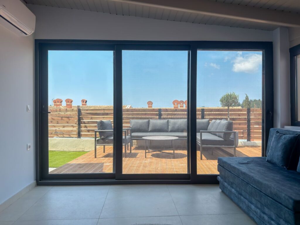 Fully Renovated 3 Bedroom Residence with Solar Power, Private Parking & Spacious Terraces, Corfu – €645,000 (9)