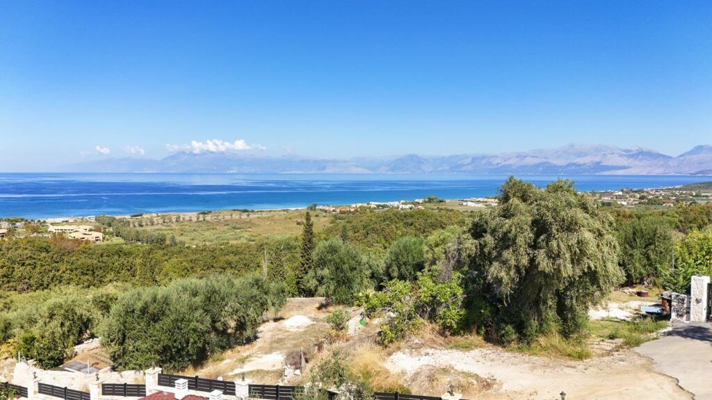 Luxury 4 Bedroom Villa with Infinity Pool & Panoramic Sea Views, Acharavi €1,950,000 (11)