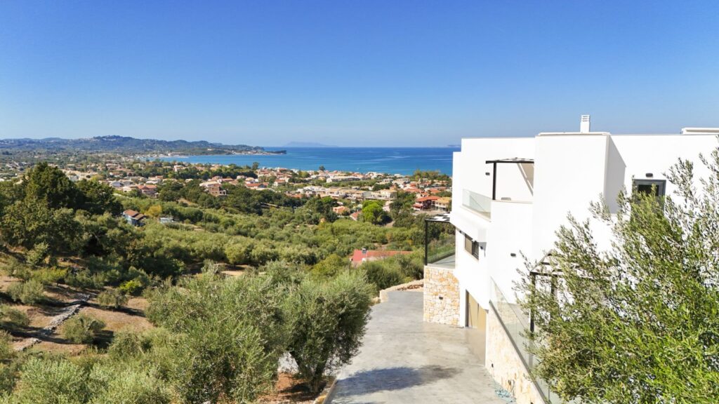 Luxury 4 Bedroom Villa with Infinity Pool & Panoramic Sea Views, Acharavi €1,950,000 (12)