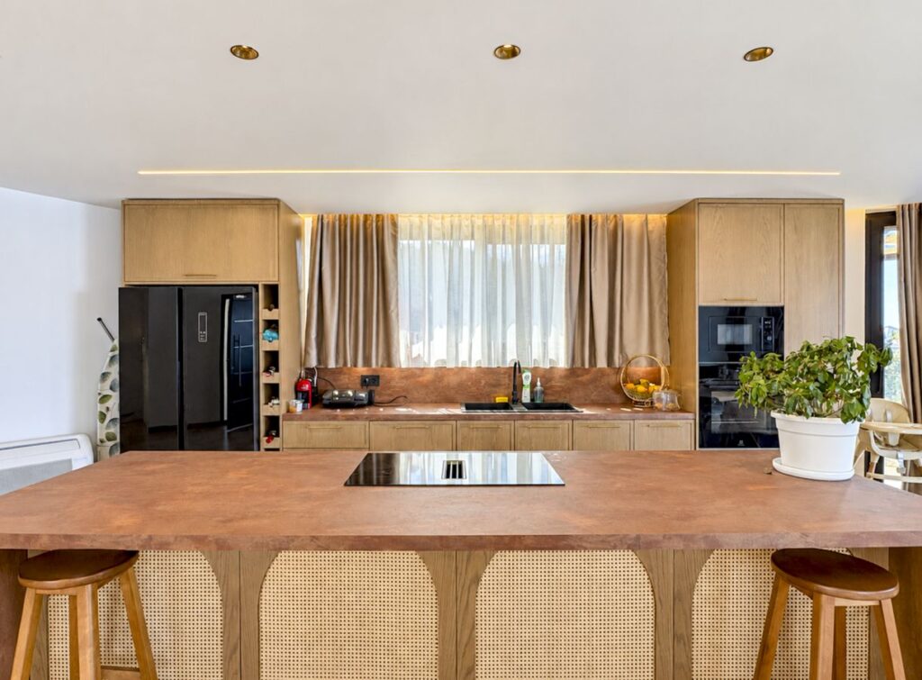Luxury 4 Bedroom Villa with Infinity Pool & Panoramic Sea Views, Acharavi €1,950,000 (15)