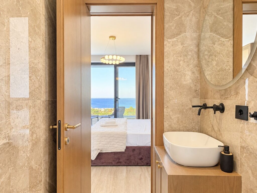 Luxury 4 Bedroom Villa with Infinity Pool & Panoramic Sea Views, Acharavi €1,950,000 (31)