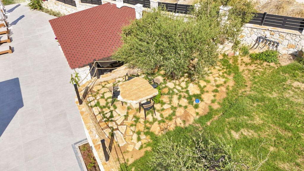 Luxury 4 Bedroom Villa with Infinity Pool & Panoramic Sea Views, Acharavi €1,950,000 (5)