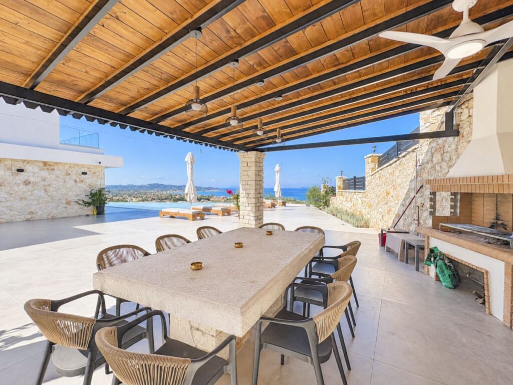 Luxury 4 Bedroom Villa with Infinity Pool & Panoramic Sea Views, Acharavi €1,950,000 (6)