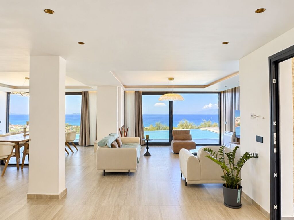 Luxury 4 Bedroom Villa with Infinity Pool & Panoramic Sea Views, Acharavi €1,950,000 (9)
