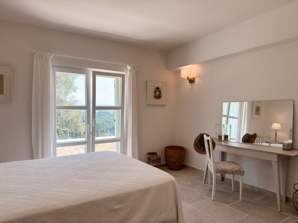 New 5 Bedroom Villa with Infinity Pool & Sea Views near Agni Bay €2,650,000 (20)